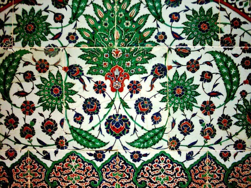 İznik Tiles: A Masterpiece of Ottoman Artistry - The Other Tour
