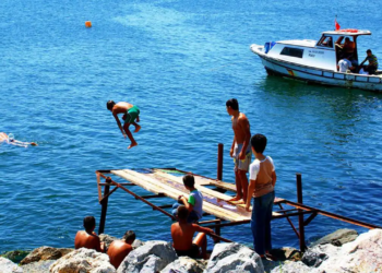 “Dripping with personality and energy”