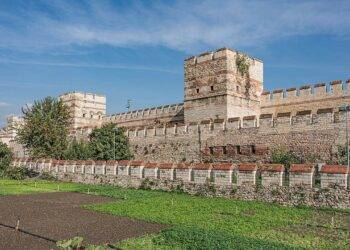 Every Siege of Constantinople in Chronological Order