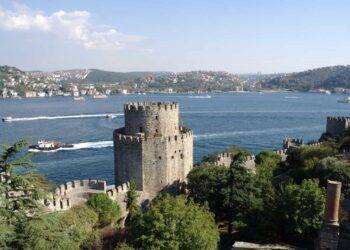 Exploring Rumeli Fortress