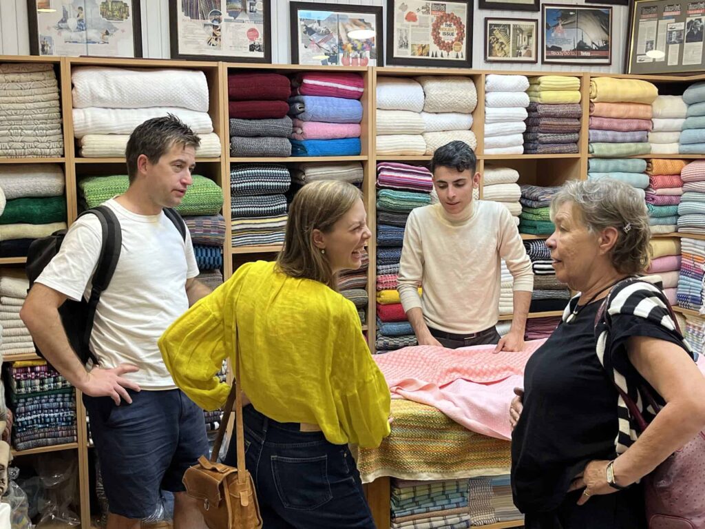 Towel shopping in Arasta Bazaar's Jennifer's Hamam - Istanbul - The Other Tour 2024
