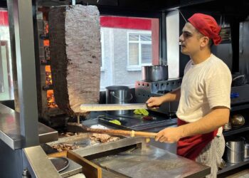 Secret Flavors of Istanbul: Private Food Tour