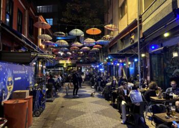 Nightlife in Kadıköy – Go Out on the Asian side!