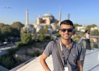 Discover Istanbul with Ömer Celik – Professional Tour Guide