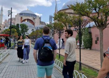 Burak Plakay: Istanbul Guide with a Sharp Mind