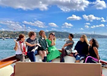 thomas on the shore (1)