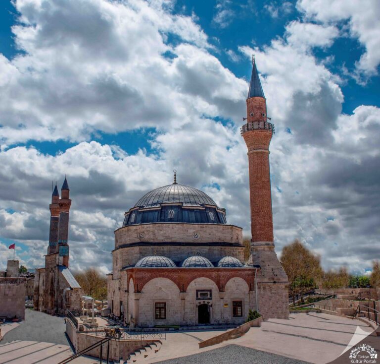 Kale Mosque - The Other Tour