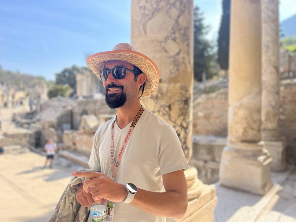 Ozgur Varol - Ephesus Tour Guide (1)