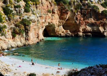 Southwest Antalya 2-Day Tour through the Lycian Coast:
