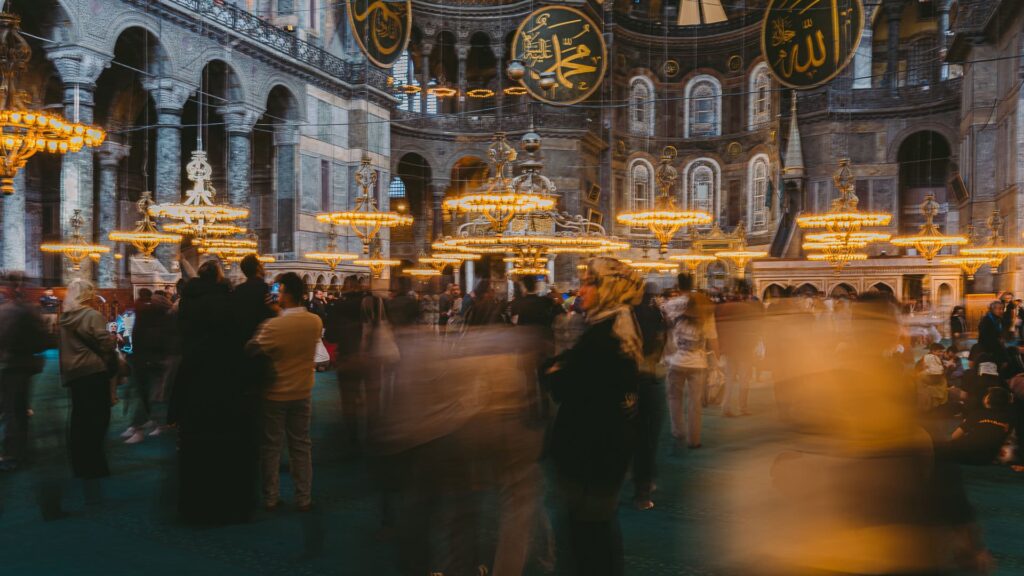 Hagia Sophia Inside Shot - Steven Buda - 5 Mindblowing Facts about Istanbul in 2026