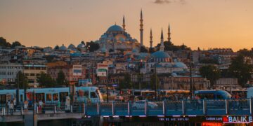 Two sides of Istanbul : A Slow 2-Day City Experience