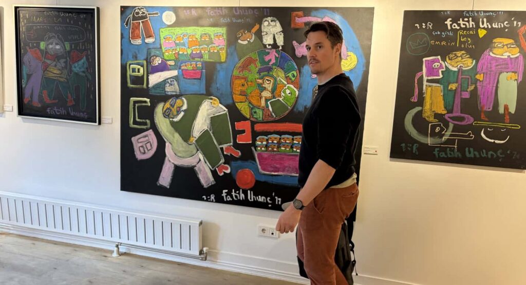 Trevor Brown - Art Therapy (1)