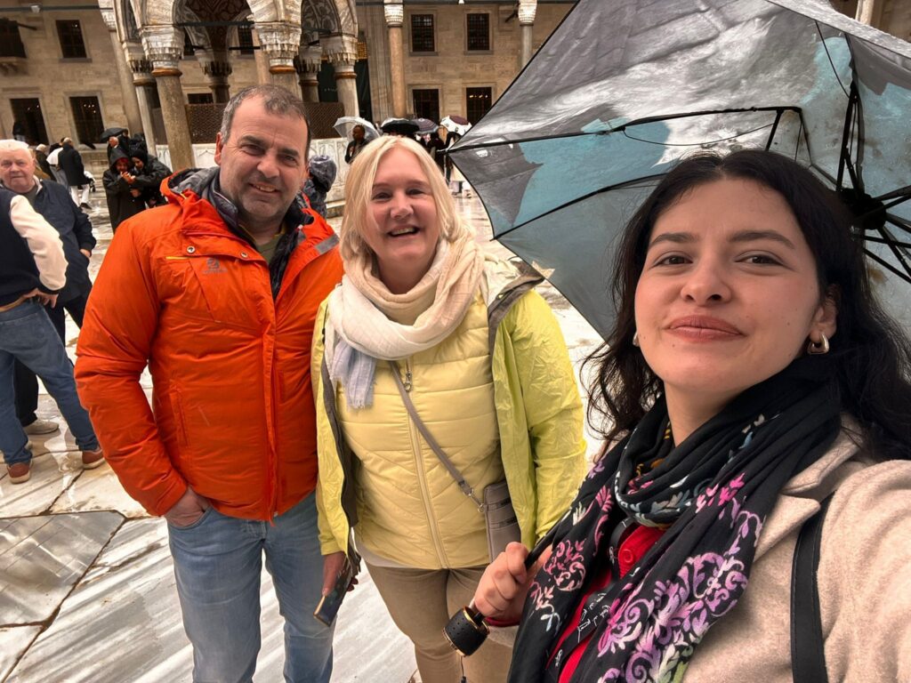 Esra Kocak 3 - The Other Tour