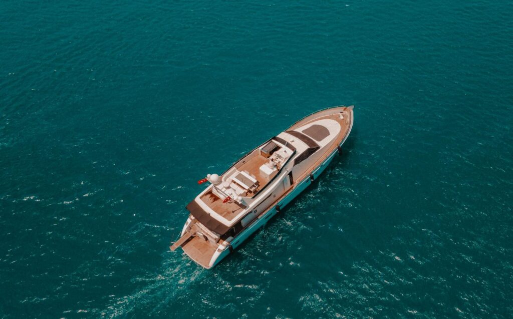 Black Luxury Yacht 8 - The Other Tour