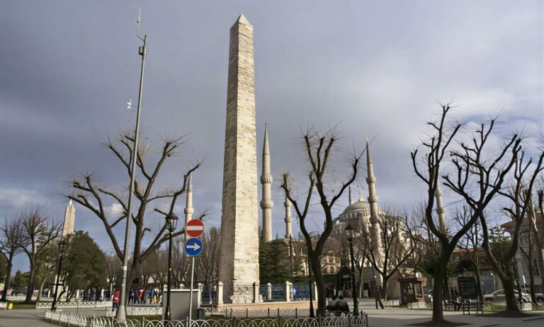 Masonry Obelisk 3 - The Other Tour