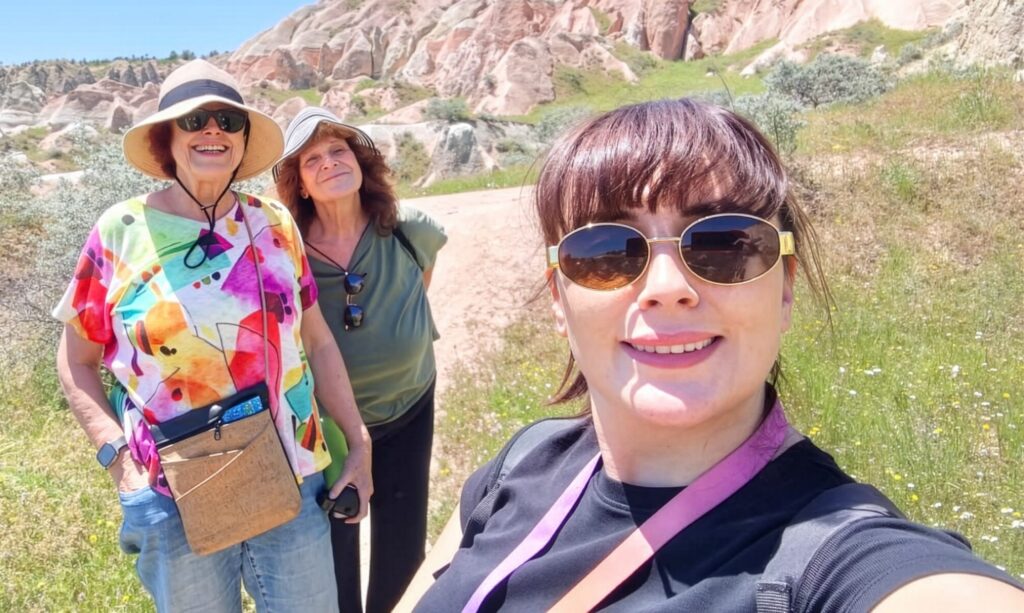 Elif with two women, Red Valley hike