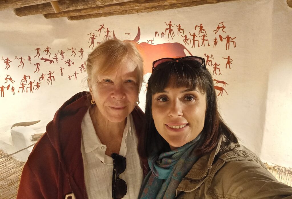 Elif at Çatalhöyük replica interior