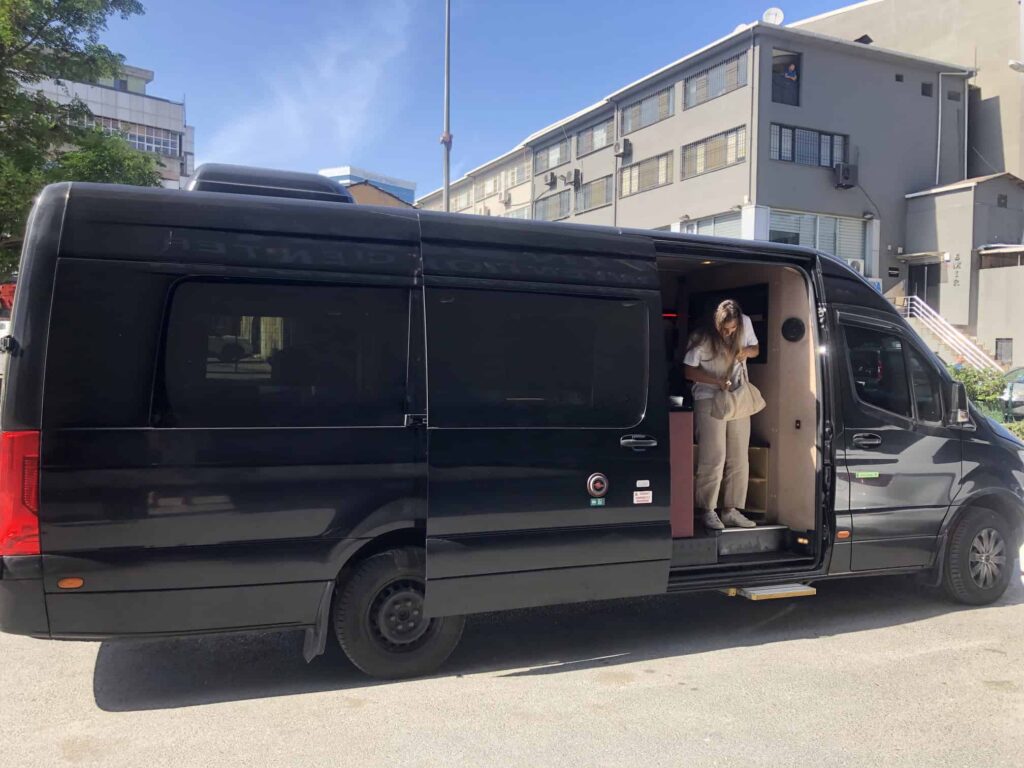 Private Transport by Mercedes Sprinter (1)