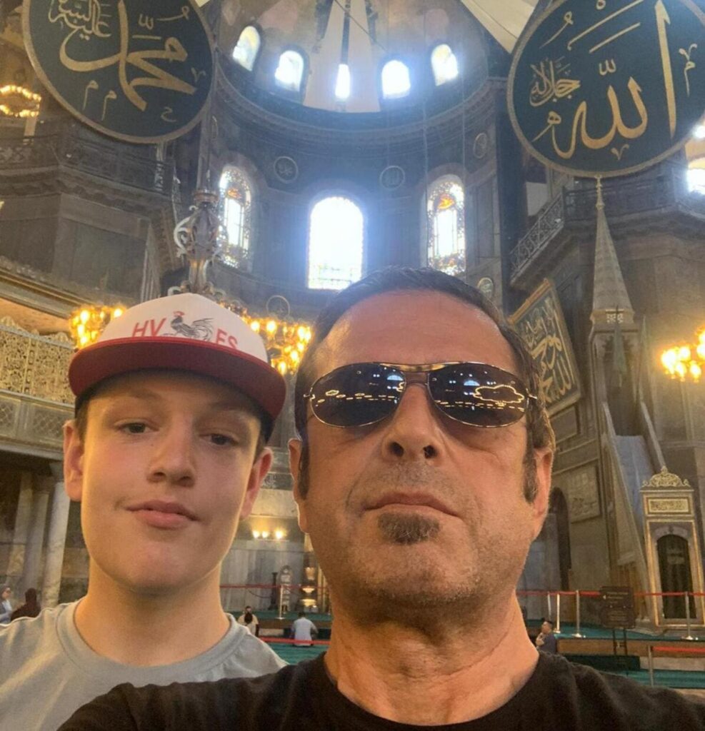 Ali Reza Serkan Guide 1 - The Other Tour