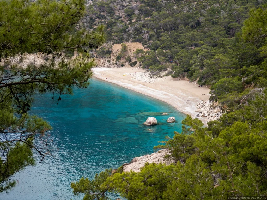 Paradise Beach with clear turqoise water on the coast of Kabak Valley near Fethiye, Türkiye.