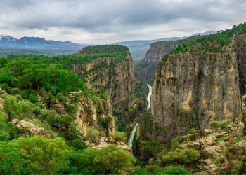 Panoramic view of Tazı Canyon in Köprülü Canyon National Park, Antalya, Turkey.