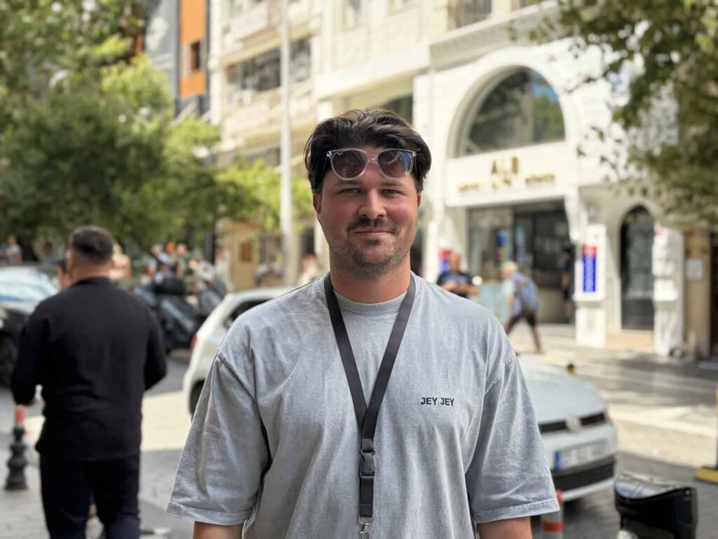 Deniz Karagozoglu - London born tour guide in Istanbul (1) (1)