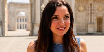 Gulsen Rustemli - Russian and English speaking tour guide in Istanbul