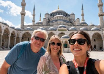 Hazal Aydogan - Tour Guide Istanbul 2026