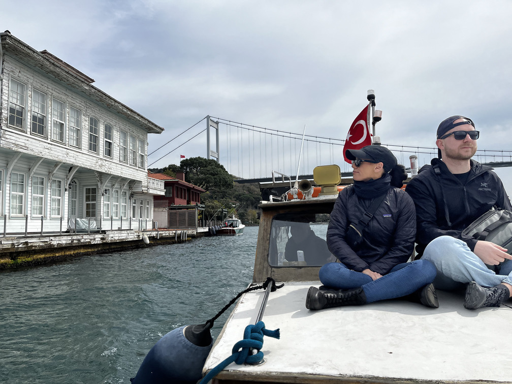 steven and melanie on the boat