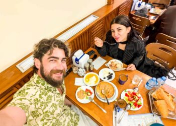 Lades Menemen - Beyoglu breakfast - Fethi Karatas and Nil Ozdil in October 2026